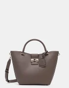 GUESS Чанта JANE