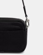 GUESS Чанта през рамо MILANO в черно HMMINY P6150