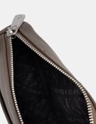 GUESS Чанта през рамо MILANO в зелено HMMISA P5417