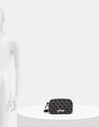 GUESS Чанта в черно J5BZ30 WFV20