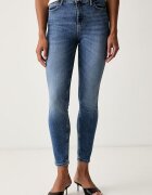 GUESS дънки skinny дамски 1981 SKINNY сини W6YA46 D1538