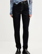 GUESS JEANS Дънки