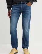 GUESS JEANS Дънки