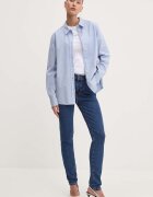 GUESS JEANS Памучна риза дамска в синьо със стандартна кройка с класическа яка W4YH68 WGCF1