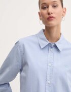 GUESS JEANS Памучна риза дамска в синьо със стандартна кройка с класическа яка W4YH68 WGCF1