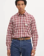 GUESS JEANS Памучна риза в бордо със стандартна кройка с класическа яка M5YH37 WH7Q1
