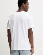 GUESS JEANS Памучна тениска в бяло с принт M5BI78 K8FQ4
