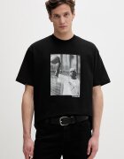 GUESS JEANS Памучна тениска в черно с принт M5BI3K K8FQ4
