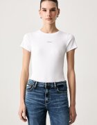 GUESS JEANS тениска дамска от памук с еластан бяла W6BP04 K5468