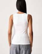GUESS JEANS топ дамски от памук с еластан бял W6BP03 K5467