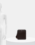 GUESS Кожена чанта през рамо FIRENZE в кафяво HMFITC P5123