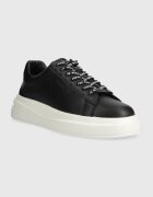 GUESS Кожени маратонки ELBA в черно FMPVIB SUE12