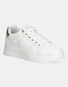 GUESS Маратонки WESLI в бяло FLPWES ELE12