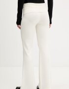 Guess Originals Спортен панталон в бежово с изчистен дизайн W6RB63 Z2V62