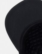 GUESS Памучна шапка с козирка в черно AW5474 COT01