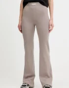 GUESS Панталон с вълна FLAMINIA