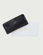 GUESS портфейл от имитация на кожа ANTONIA черен SWTG21 83146