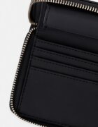 GUESS Портмоне LAUREL в черно SWVC74 59137