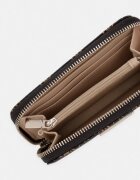 GUESS Портмоне LAUREL в кафяво SWQL74 59140