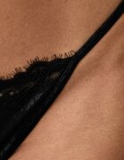 GUESS прашки дамски LILIBET черни O6BE06 W3431