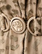 GUESS разкроена рокля CLARISSE бежова с животински принт W6BK42 W4225