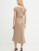 GUESS рокля от вискоза DALIA бежова с изчистена шарка W6GK50 W1950