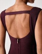 GUESS рокля по тялото с вискоза CARA бордо W6BK74 Z1592