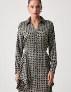 GUESS рокля тип риза ALYA черна с монограм W4YK35 WF1T2
