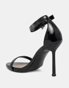 GUESS Сандали INSRAA в черно FLPINS PAF03