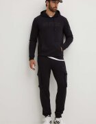 GUESS Спортен панталон ALDWIN в черно с изчистен дизайн Z4YB08 KAIJ1
