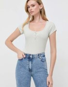 GUESS Тениска KARLEE