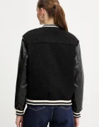 GUESS Яке DANIELLE в черно преходен модел W5BL27 W2392