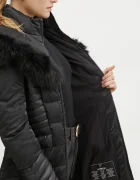 GUESS Яке OXANA в черно зимен модел W4BL61 WGLZ0