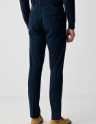 Hackett London панталон чино мъжки от памук с еластан тъмносин HM2100068R