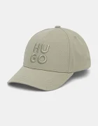 HUGO Памучна шапка с козирка Jude-Stacked