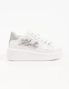 Karl Lagerfeld Anakapri маратонки дамски от кожа бели KL63516S