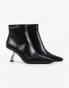 Karl Lagerfeld боти с тънък ток дамски от кожа Karmel черни KL33635