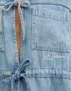 KARL LAGERFELD JEANS Дънкова риза дамска в синьо със свободна кройка с връзка на деколтето B2W11025