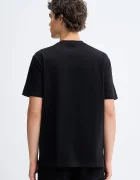 KARL LAGERFELD JEANS Памучна тениска в черно с десен B1M17065
