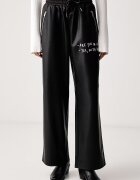 KARL LAGERFELD JEANS панталон дамски от имитация на кожа x Pietro Terzini черен с висока талия B4W10058