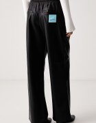 KARL LAGERFELD JEANS панталон дамски от имитация на кожа x Pietro Terzini черен с висока талия B4W10058