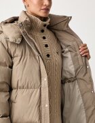 Karl Lagerfeld капитонирано яке дамско бежово B4W15060