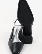 Karl Lagerfeld Кожени обувки с дебел ток Kayla в черно с дебел ток KL35406