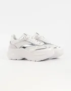 Karl Lagerfeld Маратонки KONTOUR WEDGE в бяло KL68016