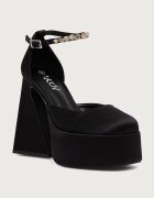 Koi Footwear обувки с дебел ток Gilda Satin Platform Jewel Heels черни MC23