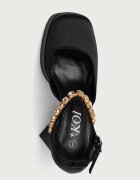 Koi Footwear обувки с дебел ток Gilda Satin Platform Jewel Heels черни MC23