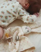 Konges Sløjd боди за бебе от памук MINNIE NEWBORN BODY GOTS бежово KS106168