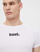 kust. Тениска