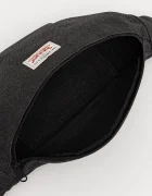 Levi's Чанта за кръст в сиво 004C8