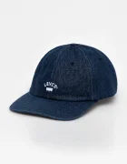 Levi's Памучна шапка с козирка